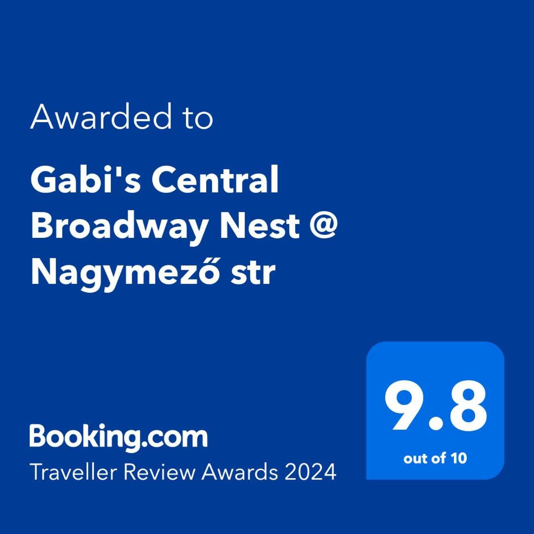 Gabi'S Central Broadway Nest @ Nagymezo Str Budapesta Exterior foto
